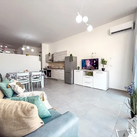 Apartment St Paul Via Cairoli R A838 Grottammare